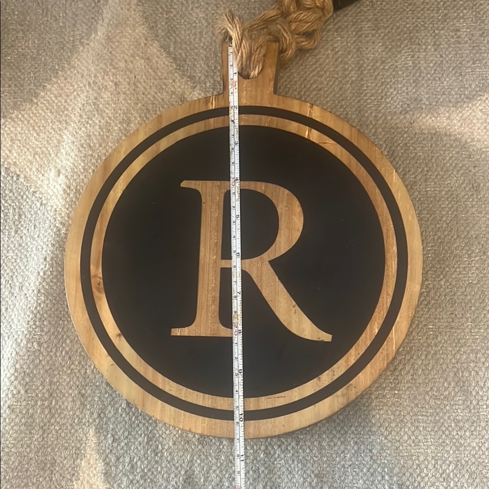 Wooden Monogram Wall Hanging with Rope Letter R - Picture 3 of 4